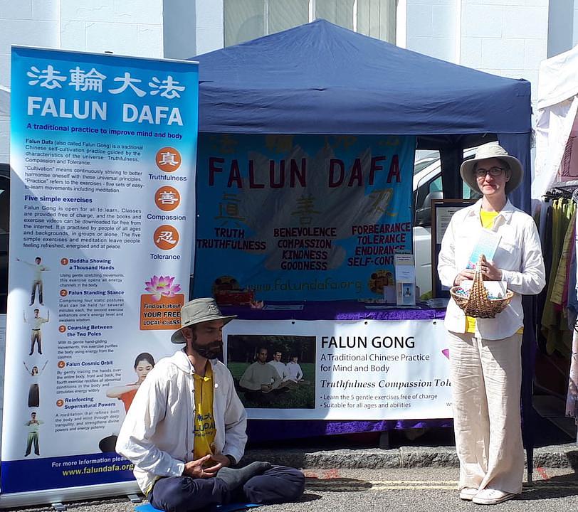 Falun Gong praktikanti su učestvovali na Golowan festivalu u Penzanceu, Cornwall, Velika Britanija, od 23. do 24. juna 2018. godine.