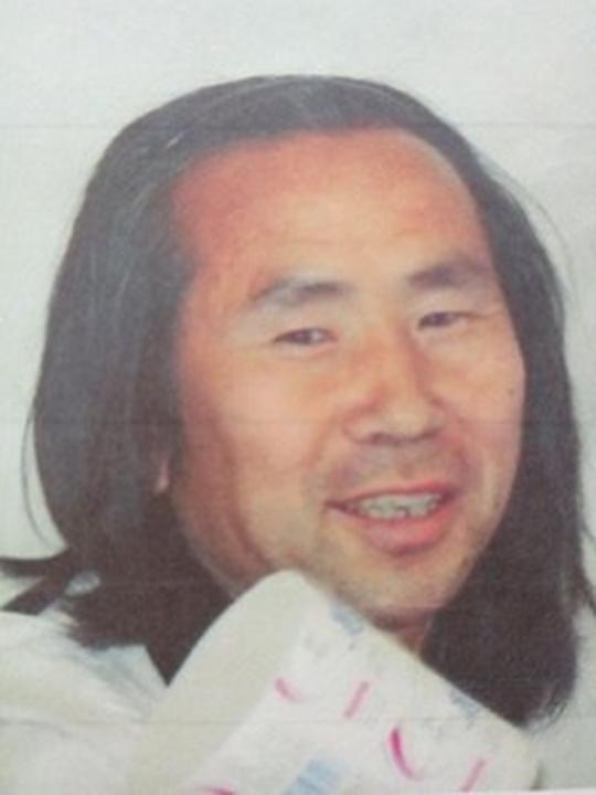Gospodin Ren Dongsheng nakon što je postao mentalno bolestan zbog ekstremnog zlostavljanja u zatvoru