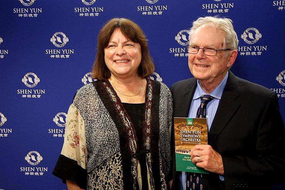Michael Herren, istaknuti profesor emeritus na York univerzitetu i Shirley Ann Brown, također profesorica na York univerzitetu, u Roy Thomson Hallu u Torontu 5. oktobra 2018. godine. 