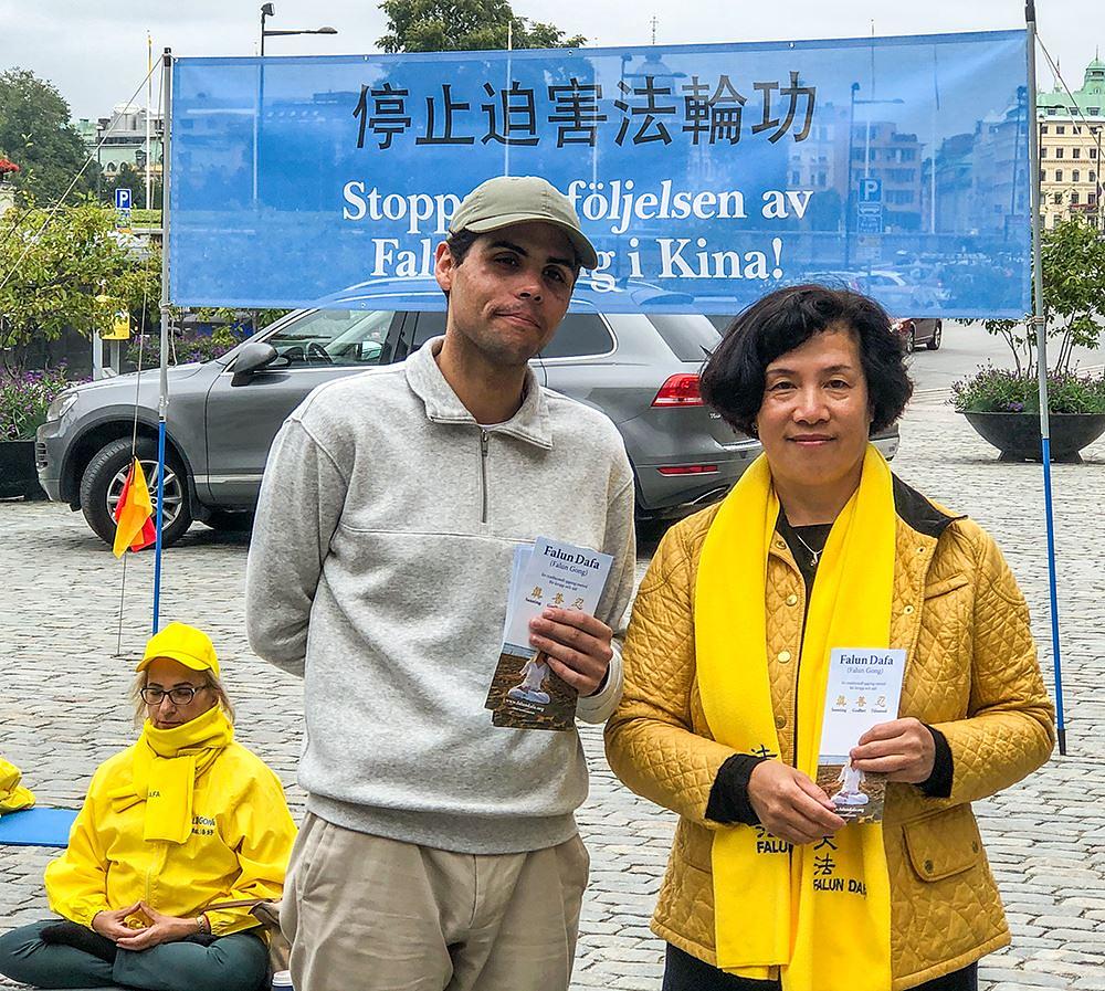 Andreas podržava Falun Gong 