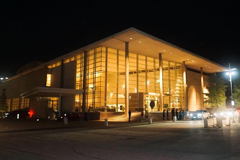 Sjevernoamerička kompanija Shen Yun je izvela tri rasprodane predstave u Centru Eisemann u Richardsonu, Teksas, od 4. do 5. septembra 2021. godine.