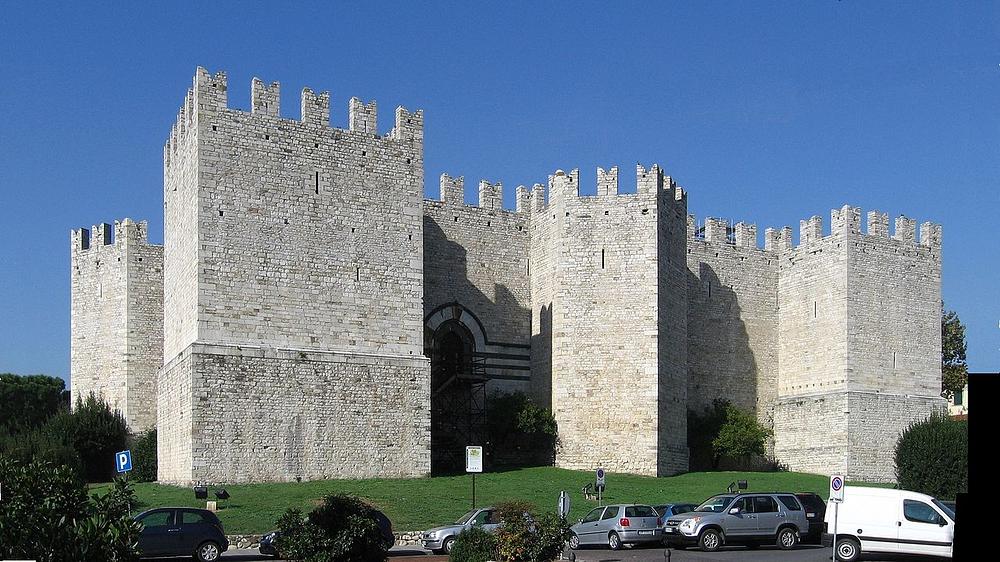 Kraljevski dvorac u gradu Prato