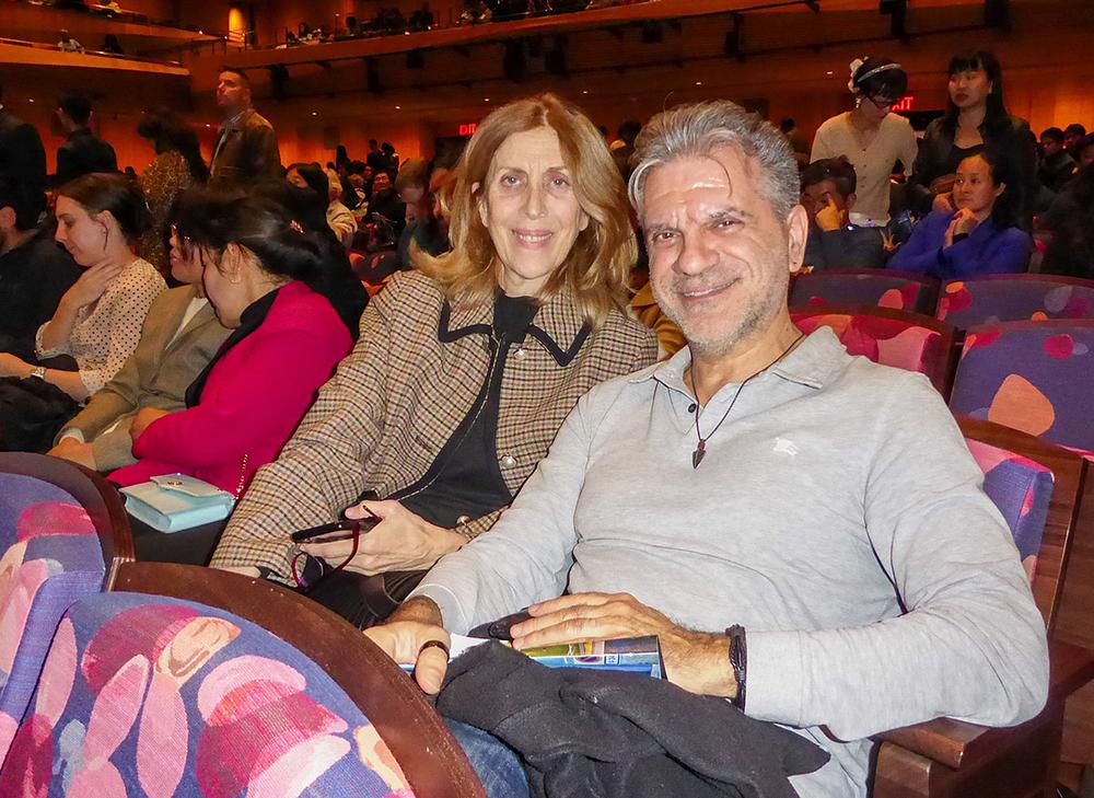 Ianna Кatsageorgi i Spiros Ekaras na večernjem nastupu Shen Yun orkestra 22. oktobra (The Epoch Times)