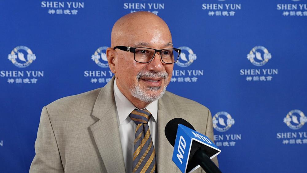 Luis Bonilla, profesor, na predstavi Shen Yuna u San Huanu uvečer 21. januara (NTD Televizija)