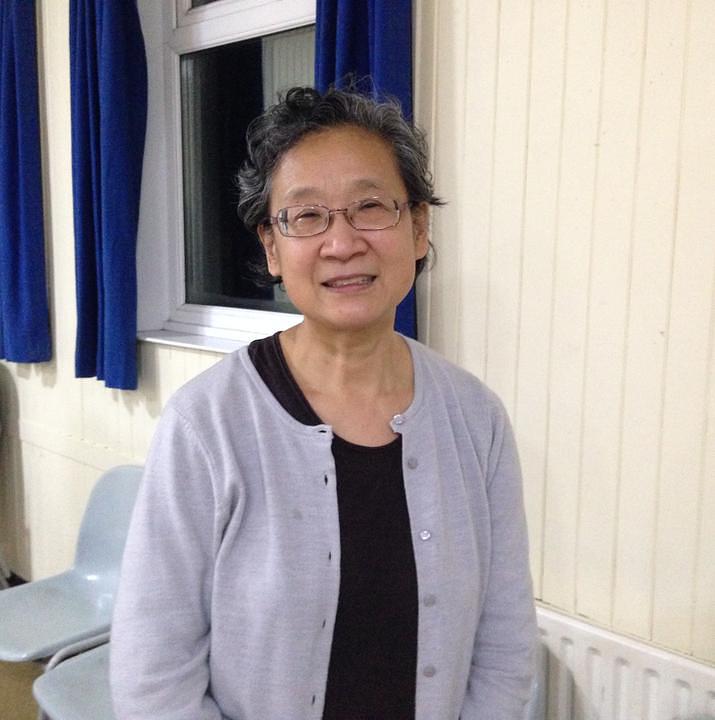 Gospođa Yu iz Škotske je bila učesnik zajedničkog učenja Fa u Londonu. Ona je ovom prilikom podijelila svoje iskustvo u kultivaciji sa drugim učesnicima.
