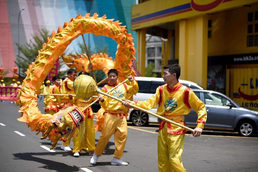 Zmajev ples koji izvode Falun Dafa praktikanti.