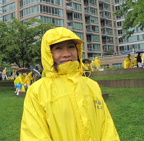 Li Suming iz Taipeija je kazala kako je sretna što učestvuje u ovoj manifestaciji.