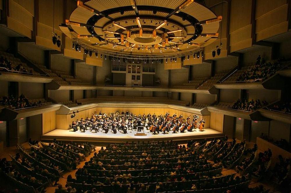 Shen Yun Symphony Orchestra nastupio u dvorani Roy Thomson Hall u Torontu 11. oktobra 2017. 