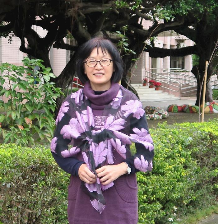 Gđa Xie Jiazhu sada, nakon što je postala praktikant Falun Gonga, na stvari gleda iz drugog ugla i perspektive.