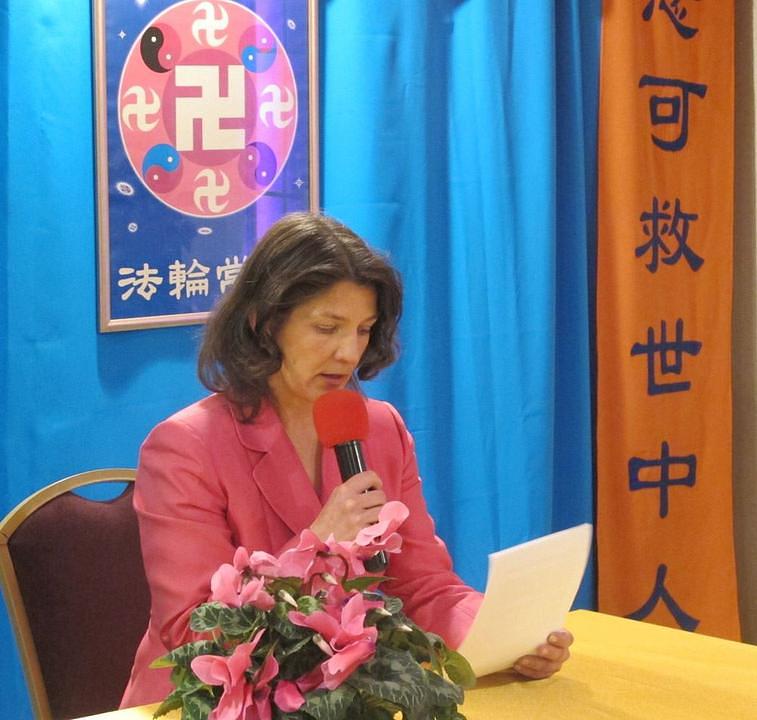 Praktikanti razmjenjuju svoja iskustva u kultivaciji. 