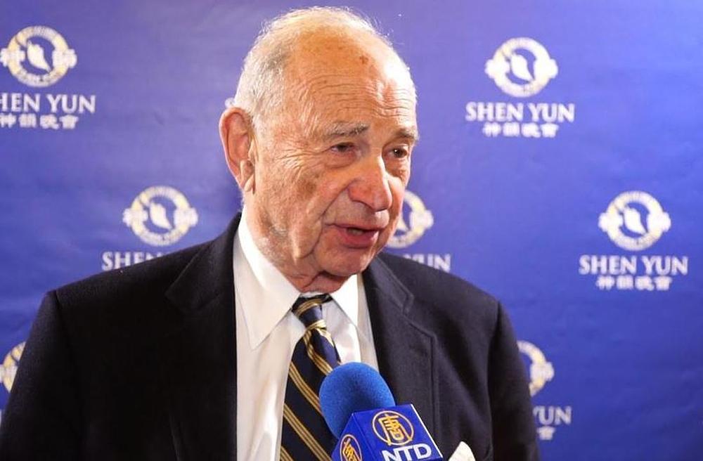 Quentin Kopp, bivši senator Kalifornije i bivši sudija vrhovnog suda, u War Memorial opernoj kući u San Franciscu, 8. januara 2016. godine.