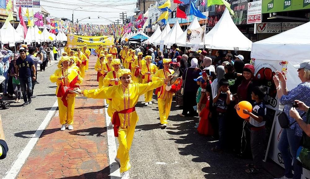 Nastup dobošarskog tima sastavljenog od praktikanata 