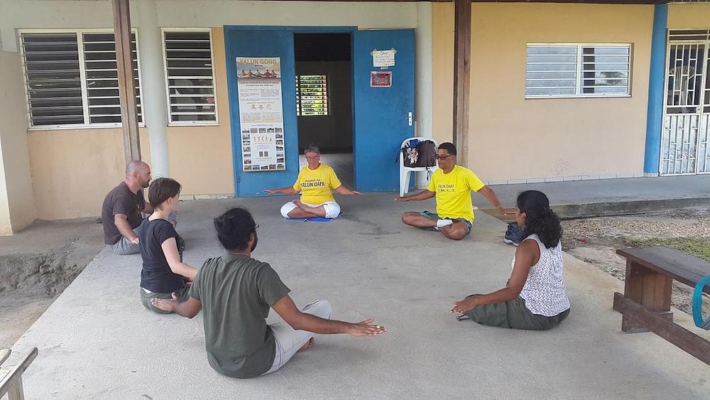 Praktikanti i zaposlenici gradske uprava Mana