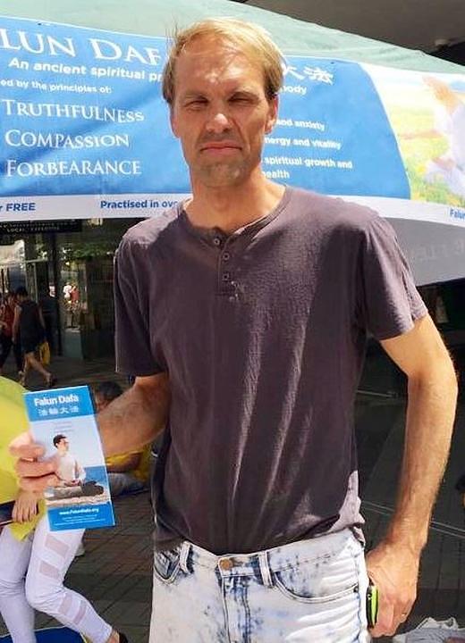 Stanovnik  Sydneya Paul Freeman