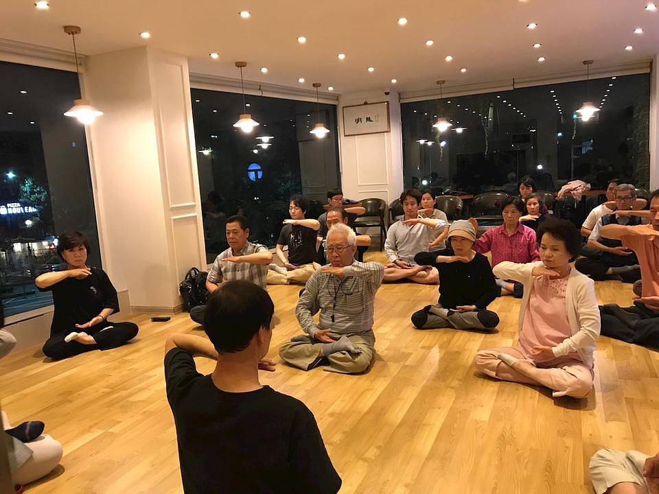 Učenje sjedeće meditacije