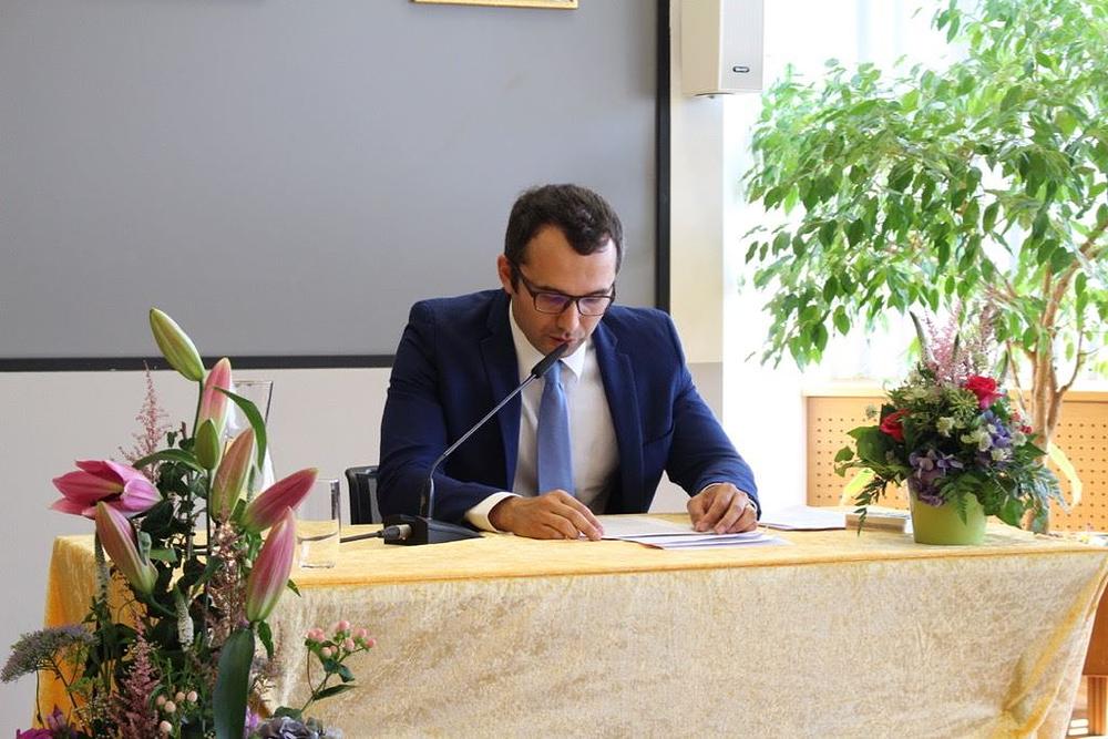 Roberto je govorio o svojoj kultivacijskoj praksi kao koordinator.