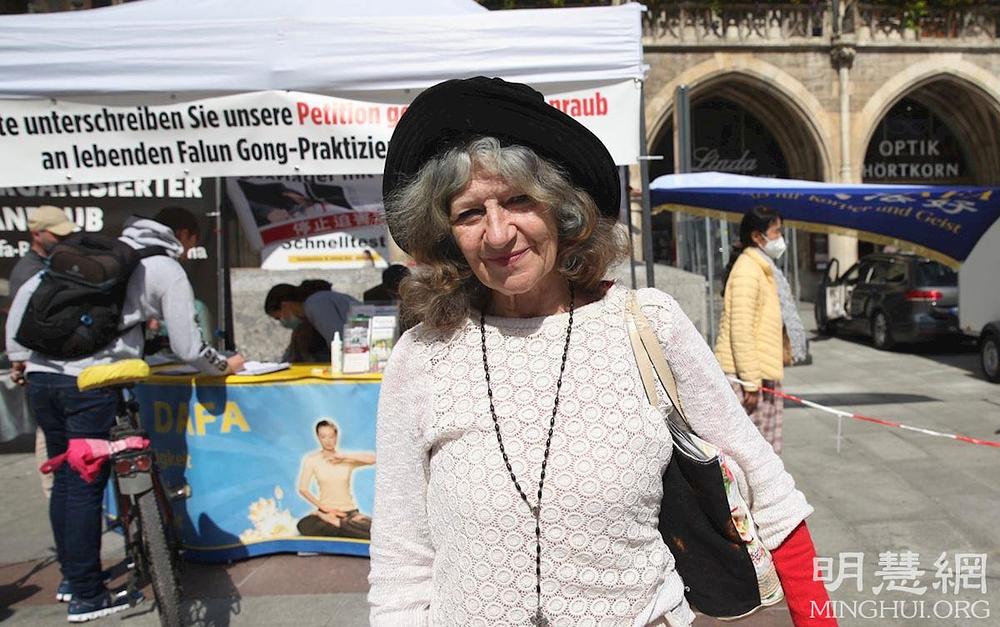 Brigit Blankenburg, direktorica škole 