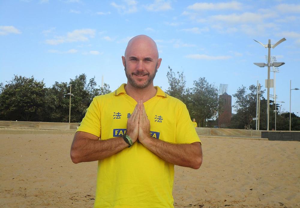  Stjuart Martin želi Učitelju srećnu Novu godinu.