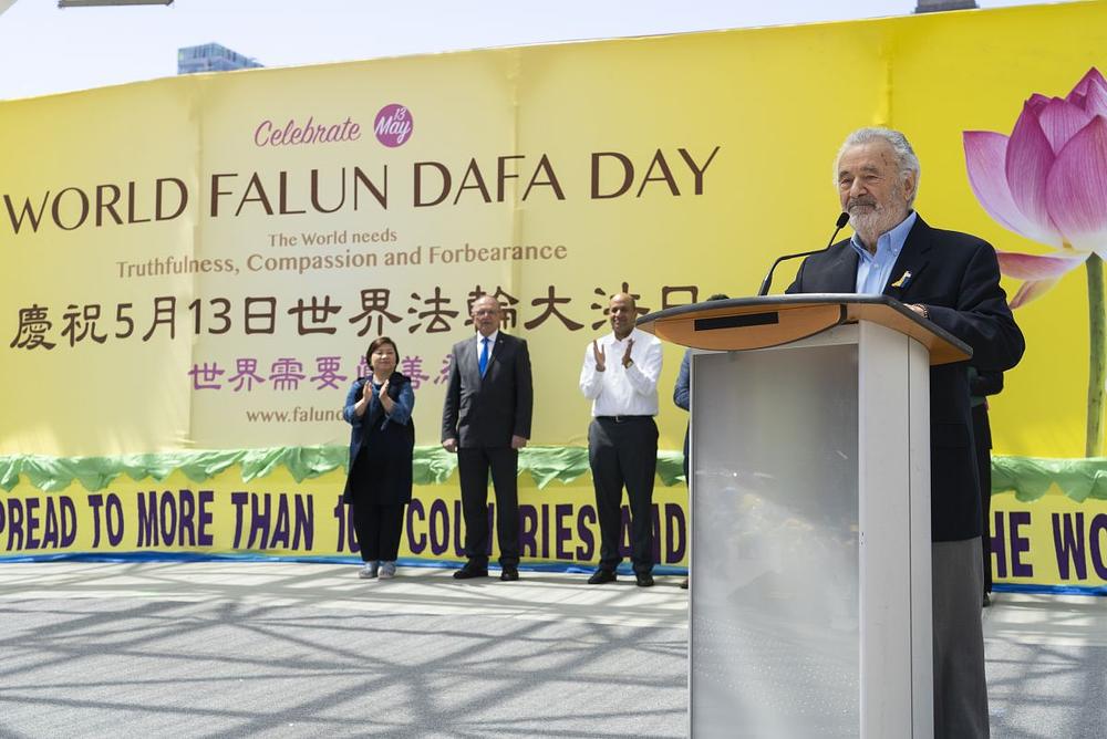 Na skupu je govorio bivši senator Consiglio Di Nino.