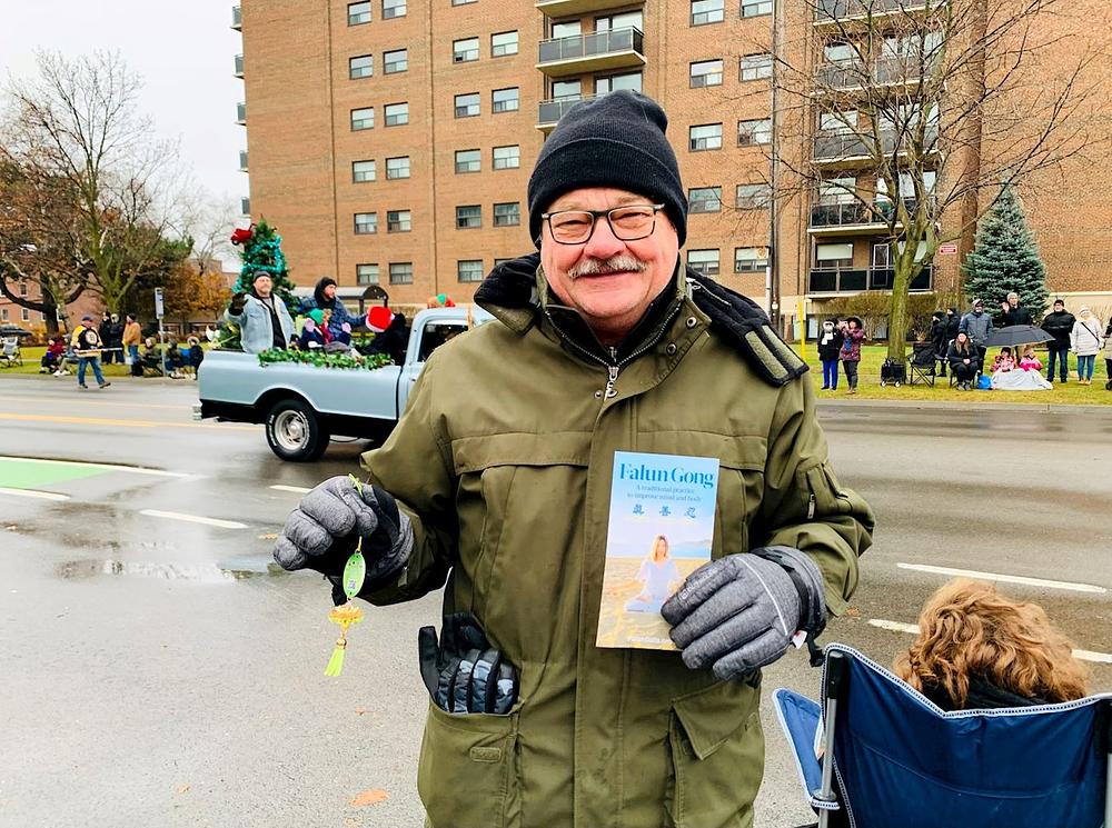 Džin je video praktikante Falun Dafe mnogo puta.