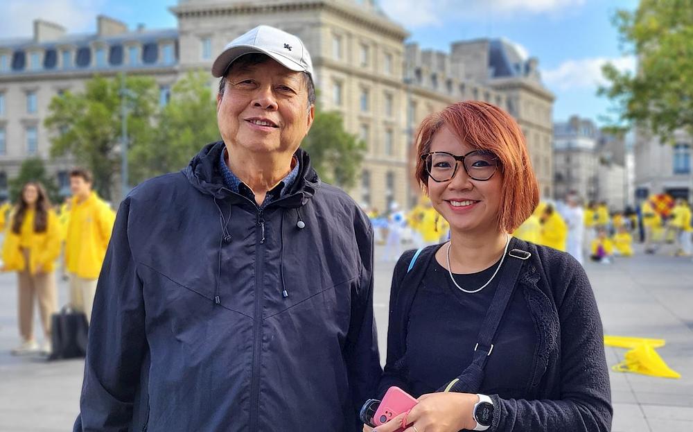 Anne i njezin otac na Trgu Republike