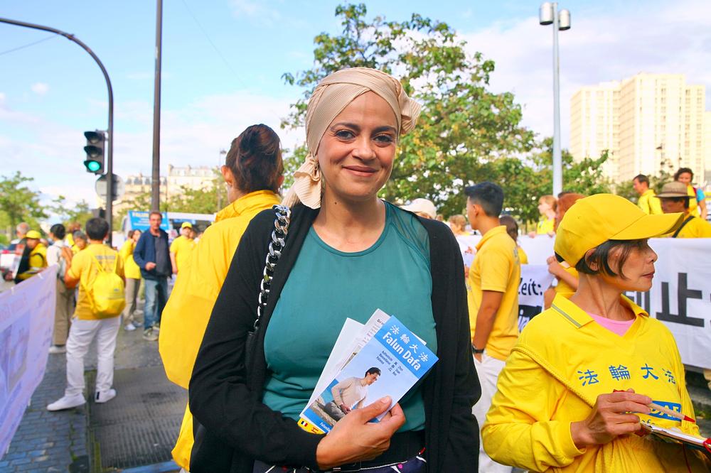 Chbiki Ouafa bila je impresionirana paradom.