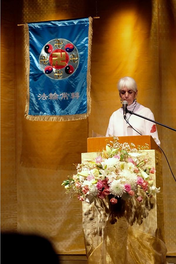 Praktikanti Falun Dafa predstavljaju članke o svojim iskustvima u kultivaciji.