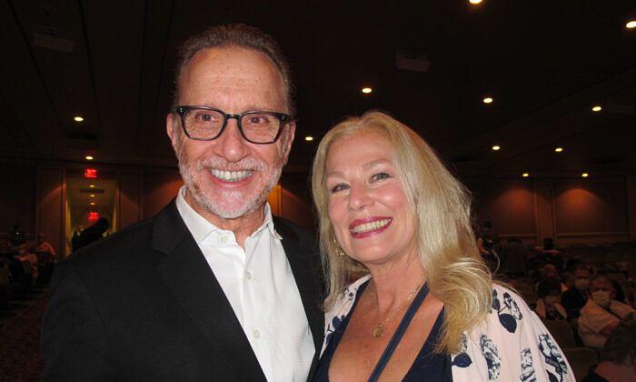 Richard Pelland i Janet Lizotte u pozorištu Hanover